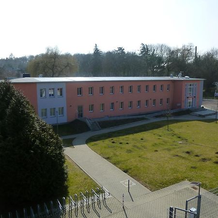 Sport Tourist Hostel Weißenfels Exteriör bild
