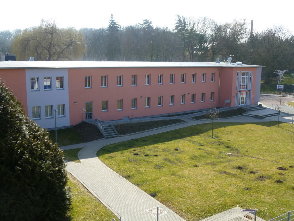 Sport Tourist Hostel Weißenfels Exteriör bild